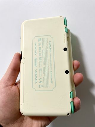 Nintendo New 2DS XL Animal Crossing Ed.