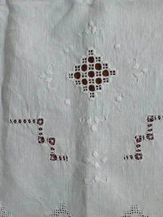 Asciugamano grande e piccolo lino ricamato