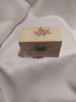 Mini joyero decopage vintage de la marca crea-lo