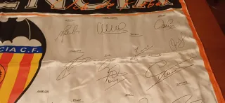 Bandera Valencia CF Campeón Liga 2001-2002 Firmada