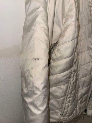 Chaqueta The North Face reversible beige/blanco