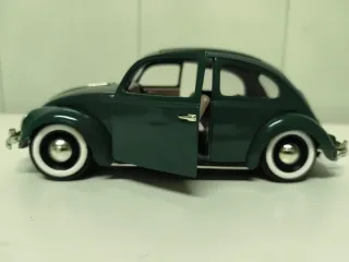 Coche VW Escarabajo 1:17 Sólido