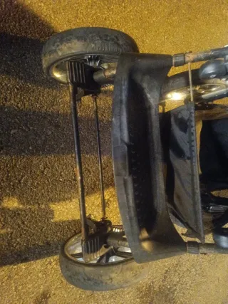 Carro de bebé con lunares.no hago envíos.