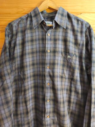 Camisa Lacoste Color Marron y Gris Talla M.