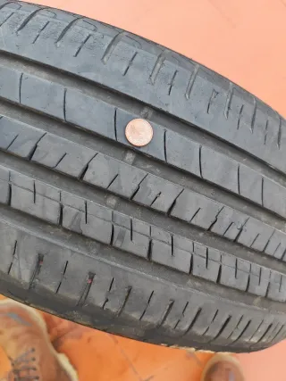 Neumáticos segunda mano buen estado 205/55 R16