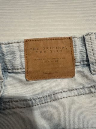 Calças de ganga Stradivarius - Tam. 34