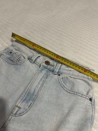 Calças de ganga Stradivarius - Tam. 34