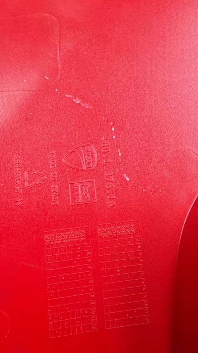 Quilla Izq Ducati Panigale V2 2024