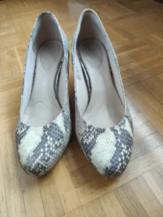 Zapatos Rockport Talla 39 snake print cómodos