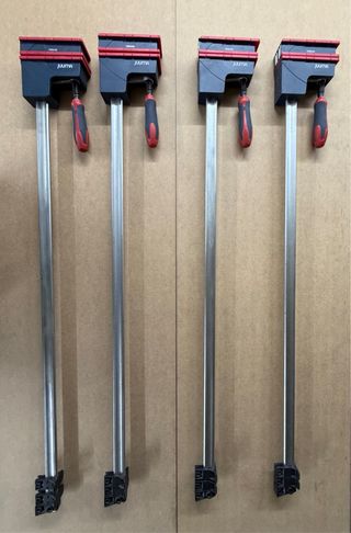 Abrazadera carpintería Juuma 1000x95