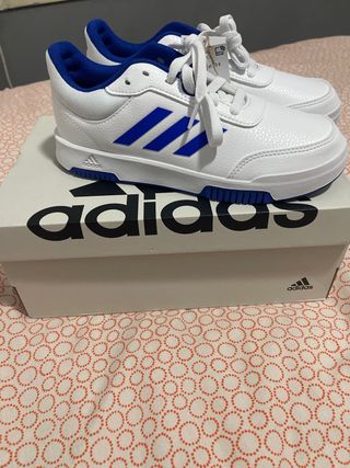 Zapatillas Adidas Blancas y Azules