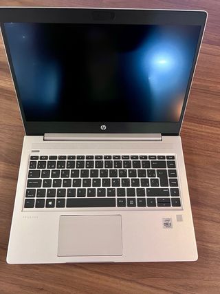 Ordenador portátil HP gris/plateado