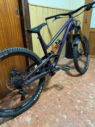 Commencal Clash Park Edition