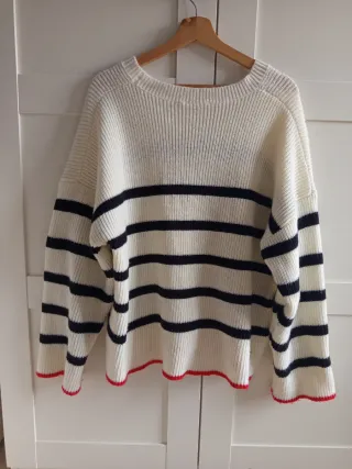 Jersey rayas blanco y negro cuello redondo