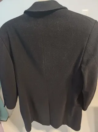 Abrigo de hombre negro