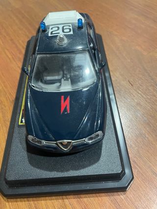 Alfa Romeo Carabinieri 1999 Burago