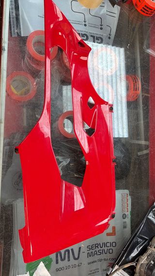 Quilla Derecha Ducati Panigale V2 2024