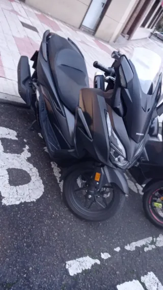 Moto HONDA FORZA 125CC