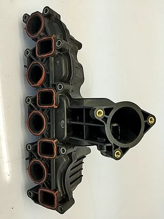 COLECTOR ADMISION SKODA RAPID