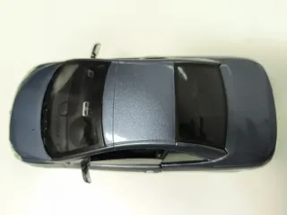 Coche Peugeot 307 CC 1:18