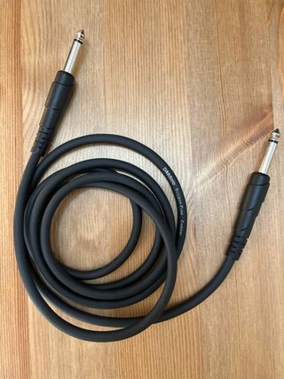 Marshall MG15CFX + Cables Fender & D’Addario