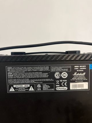 Marshall MG15CFX + Cables Fender & D’Addario