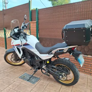 Asiento bajo original Honda Transalp 750