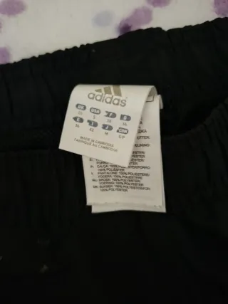 Pantalón chándal Adidas Talla 36