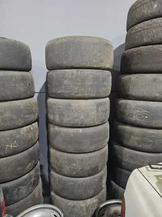 Neumáticos Slicks 17"