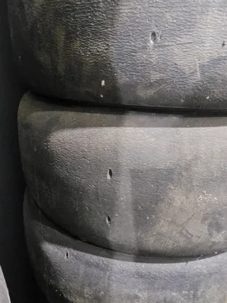 Neumáticos Slicks 17"