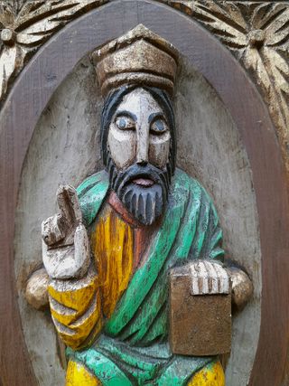 Pantocrátor madera tallado a mano 1969