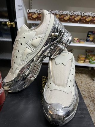 Zapatillas Raf Simons x Adidas Plata/Blanco