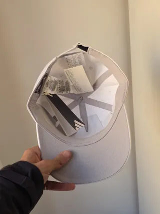 Gorra Adidas Blanca Corazón Golf