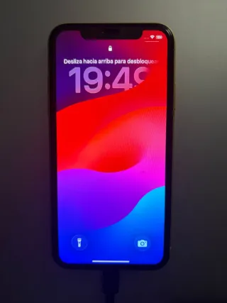 iPhone 11 Apple amarillo en buen estado