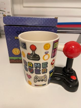 Taza Gamer con Mando Joystick