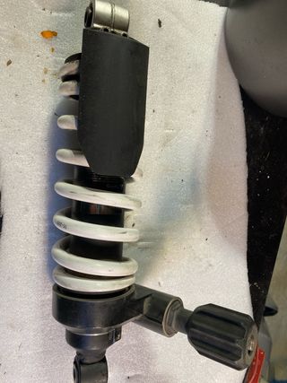 Amortiguador trasero K1200