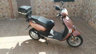 Yamaha Neos 49cc,año 1999,18250 km.