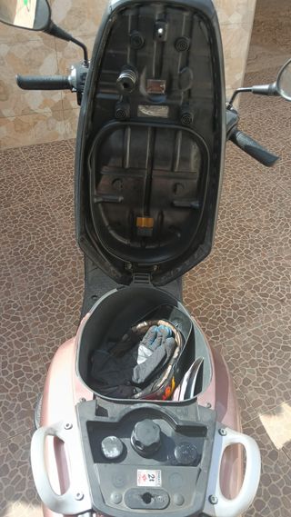 Yamaha Neos 49cc,año 1999,18250 km.