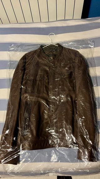 CAZADORA HOMBRE ZARA MAN - EFECTO CUERO - TALLA L