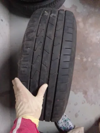 Llantas Audi A4 B8 con neumáticos