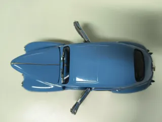 Maqueta Peugeot 203 1954 1:18