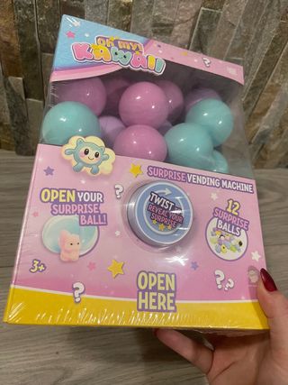 Oh My! Kawaii Vending Machine Sorpresa