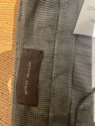 Pantaloni in velluto grigio