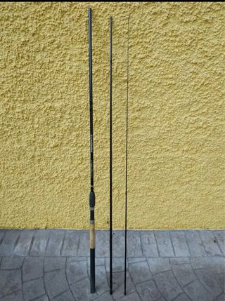 Caña de pesca inglesa 4,20 m marca VEGA.