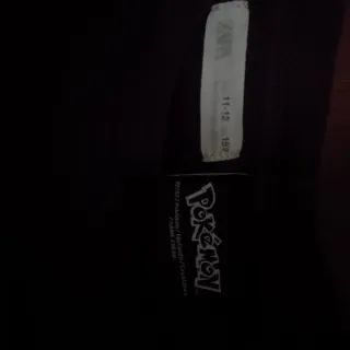 Camiseta Pikachu Zara Talla 12/13 Años