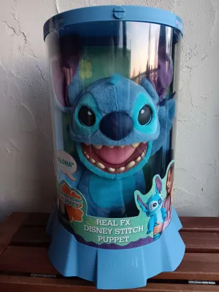 NUEVO!!!!!! En su caja original y sin abrir Muñeco