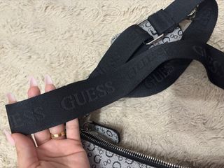 Bolso Guess Gris con Monedero
