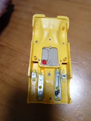 Scalextric Chaparral GT Amarillo