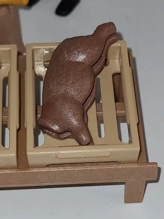 Lote 130. Carnicero playmobil