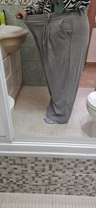 Pantalón Halara gris elástico mujer